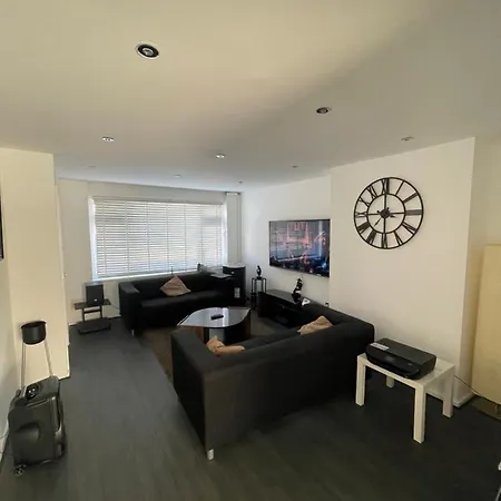 Tilbury Docks Rooms For Short Letting Exterior photo