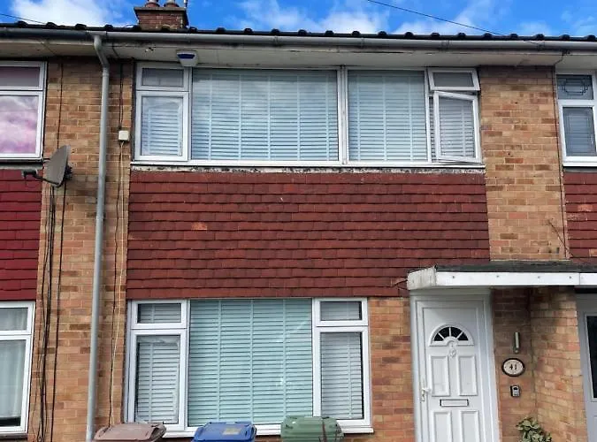 Tilbury Docks Rooms For Short Letting