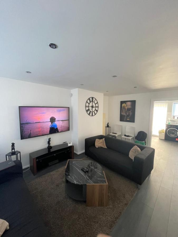 Docks For Short Letting *